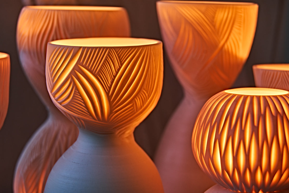 Why Carved Porcelain Glows When Illuminated