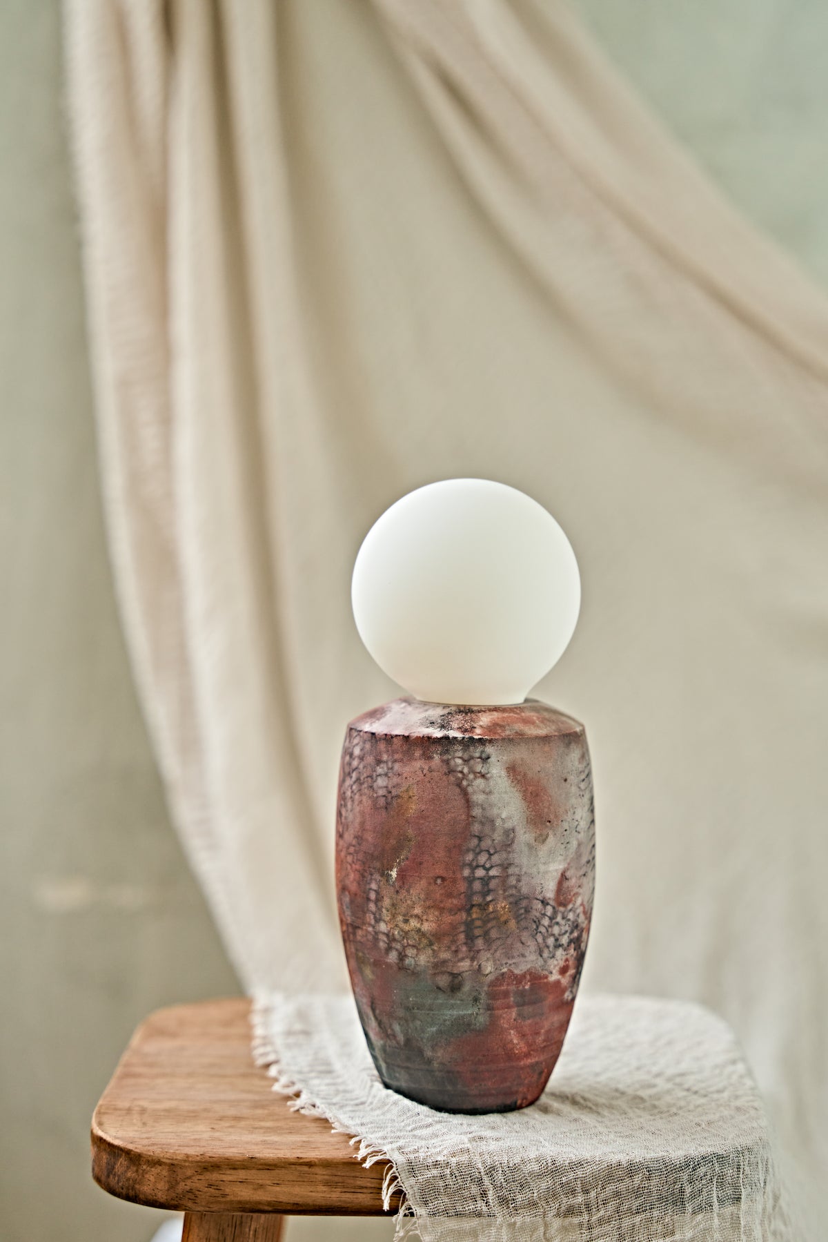 Aquila Orb Lamp