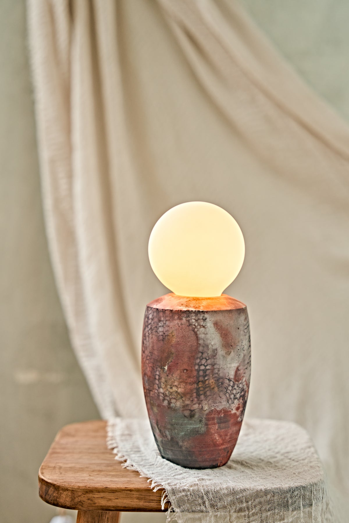 Aquila Orb Lamp